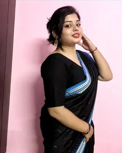 Call Girl in Gomti Nagar